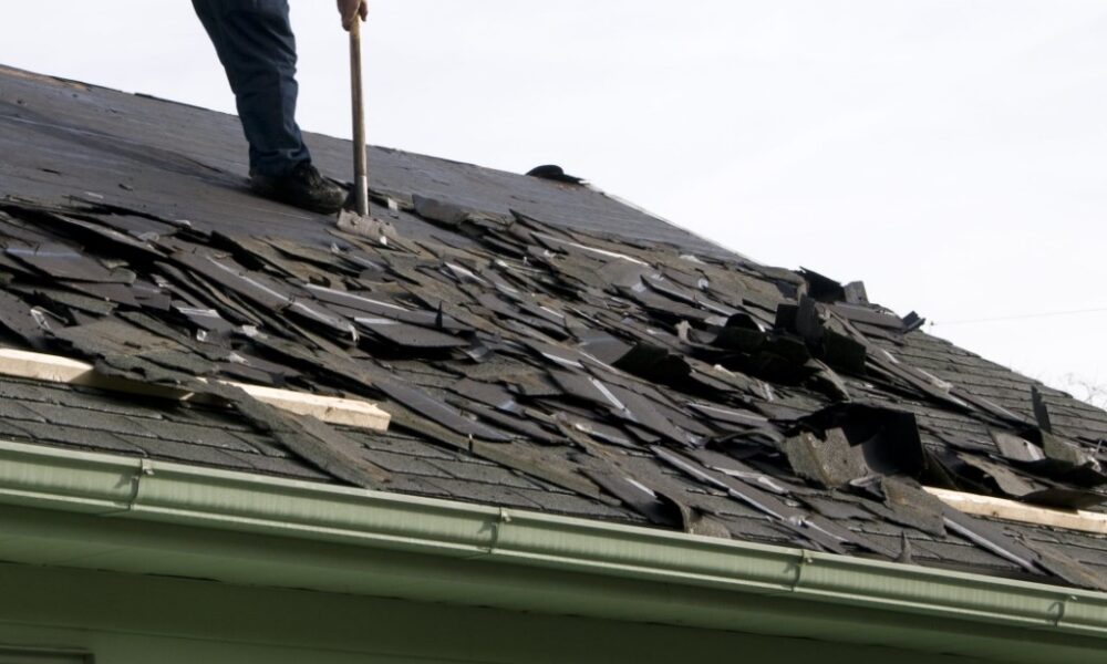 How Are Old Roof Shingles Recycled?